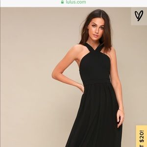 Lulu’s Air of Romance in black. Size L.